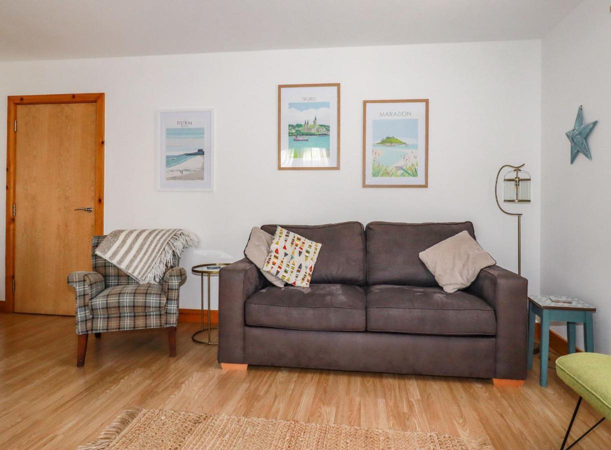 Flat 4 Apartment New Quay Екстериор снимка